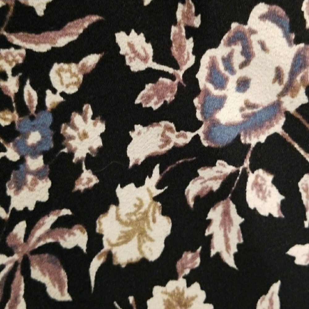 Écote A-line Skirt - Picture 3 of 3